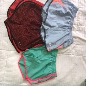 Pack of 3 Nike shorts.